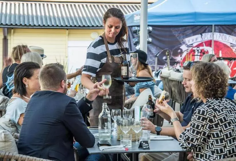 ホテル Waterside Mariestad