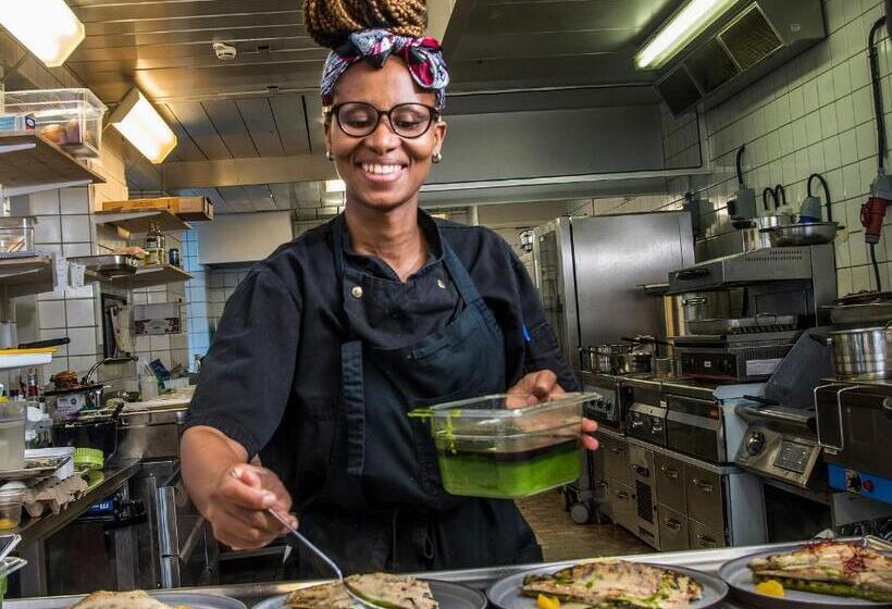 هتل Waterside Mariestad