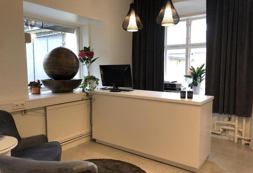 هتل Waterside Mariestad