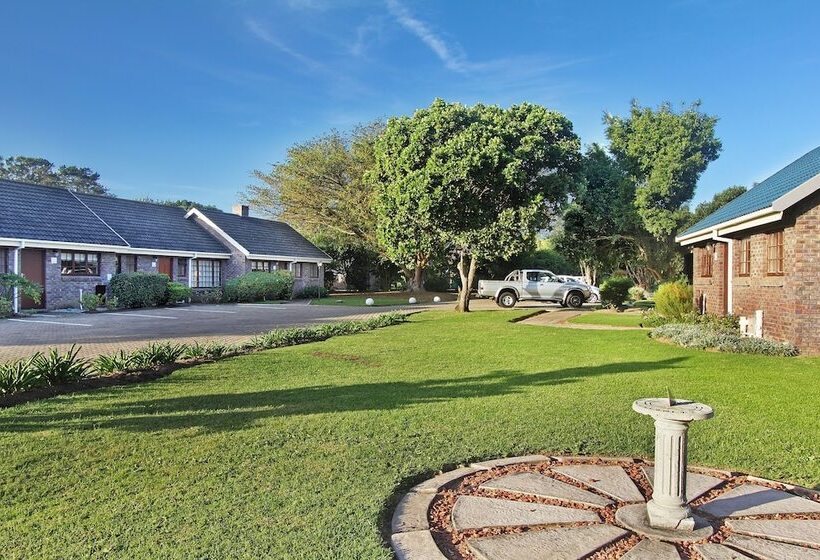 استراحتگاه Baywater Village