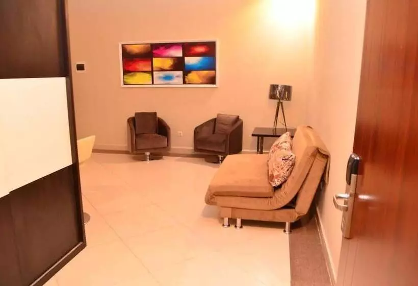 Seasons Hotel & Spa