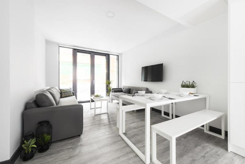 호스텔 Destiny Student New Mill