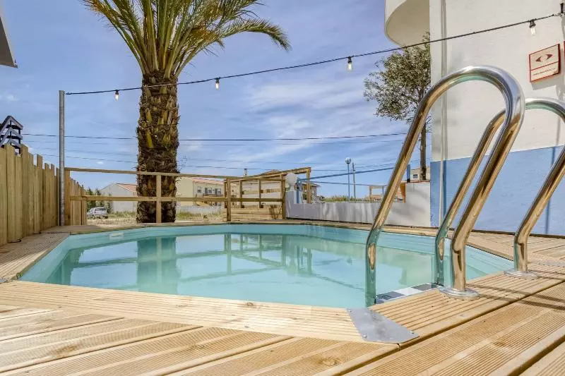 簡易ホテル Selina Peniche