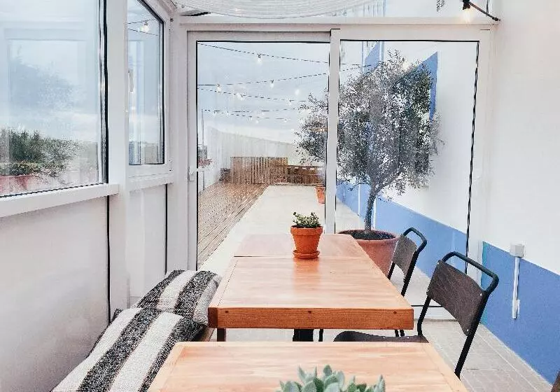 簡易ホテル Selina Peniche