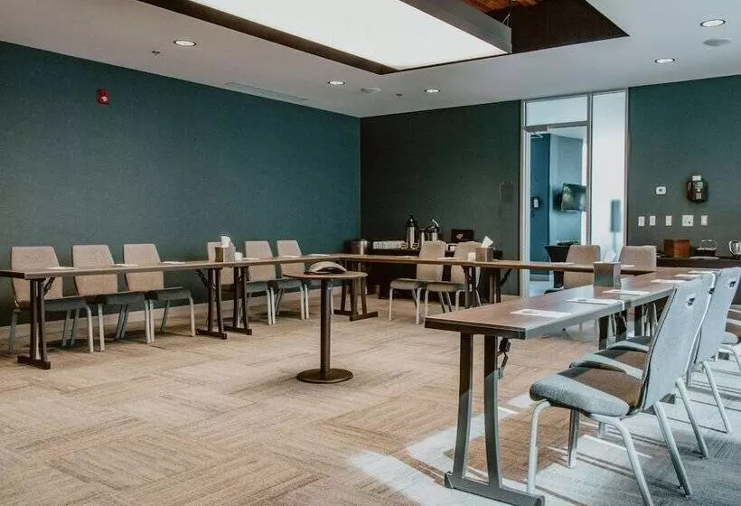 Hotelli Hilton Garden Inn Fredericton