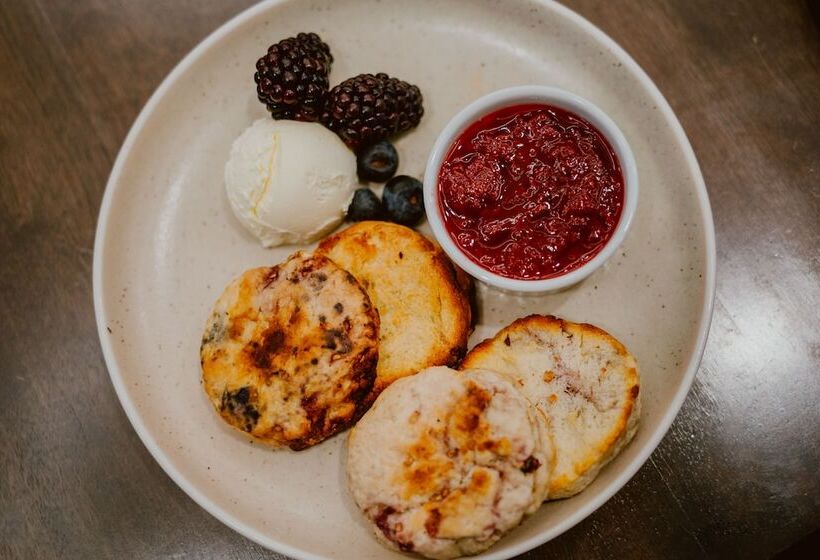 فندق Hilton Garden Inn Fredericton