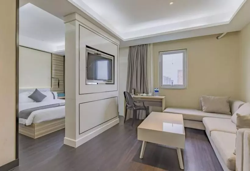 هتل Xana Lite Beijing Shunyi Metro Station