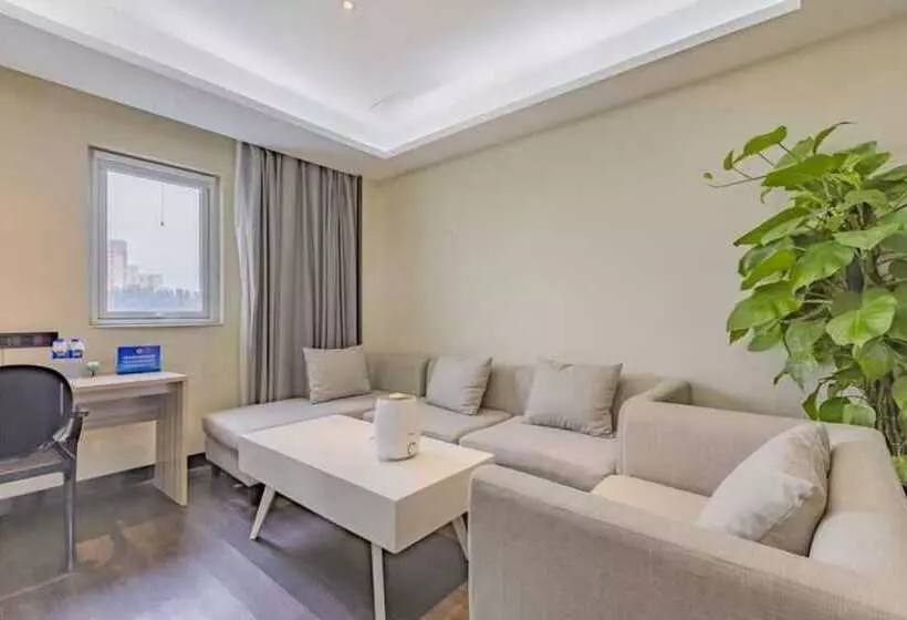 هتل Xana Lite Beijing Shunyi Metro Station