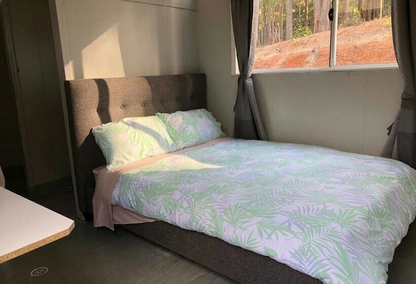 אתר נופש Springwood Meditation Centre 春木禪修渡假中心