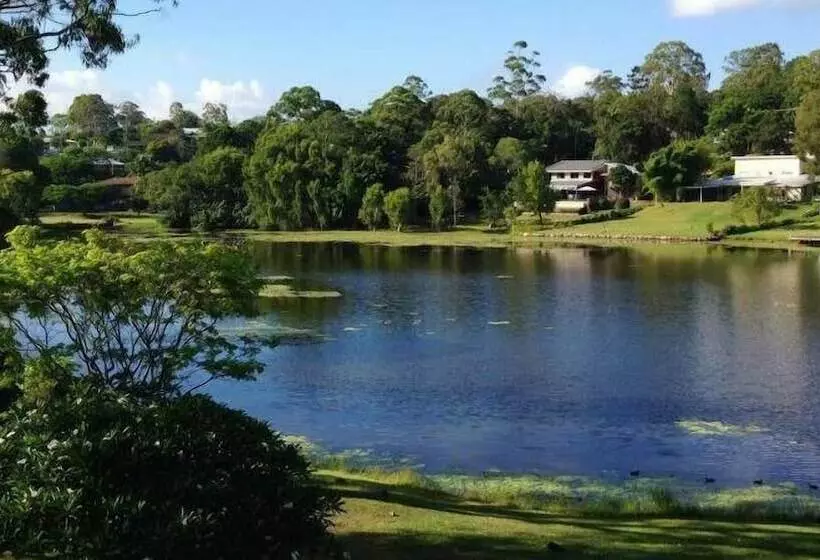 Lomakeskus Springwood Meditation Centre 春木禪修渡假中心