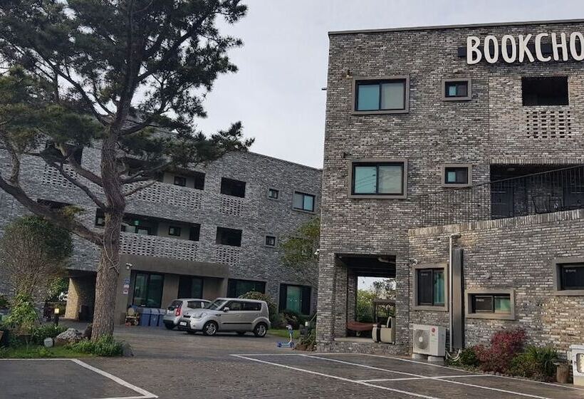 Bookchon Place Jeju