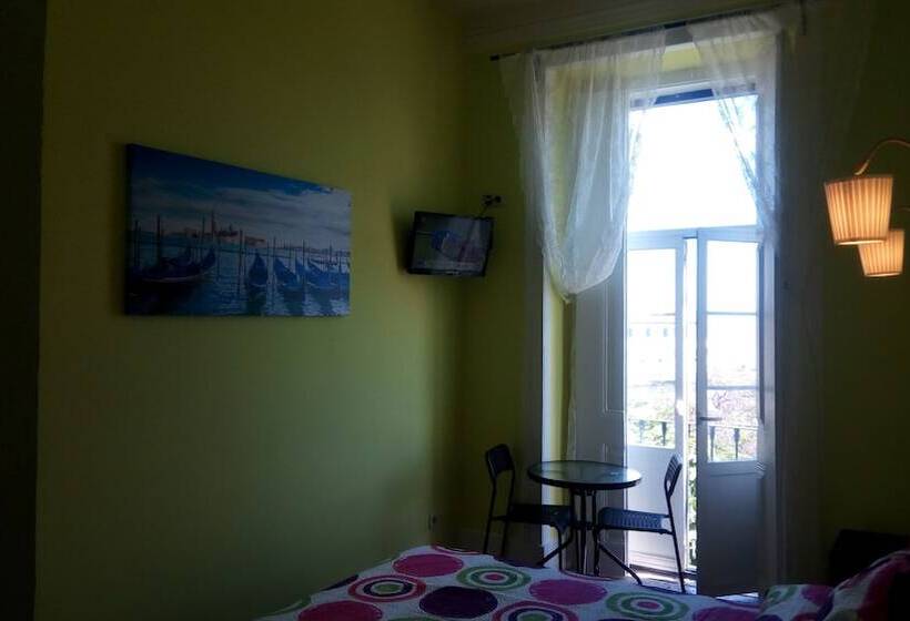 Cenario Catita Hostel