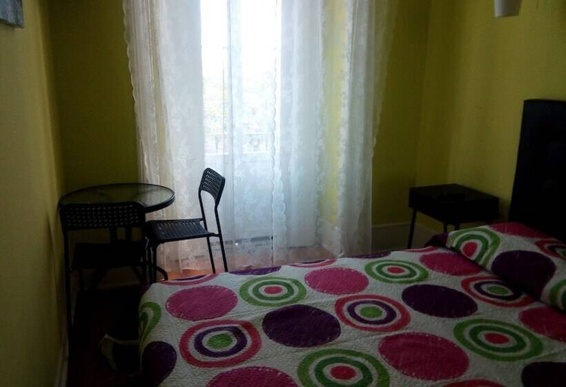 Cenario Catita Hostel