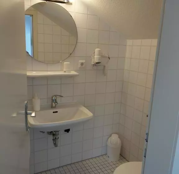 Hotelli Hopener Wald ,self Check In