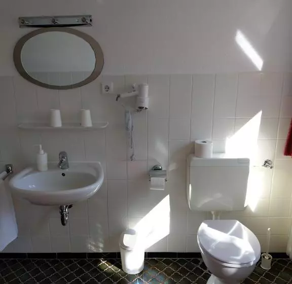 Hotelli Hopener Wald ,self Check In