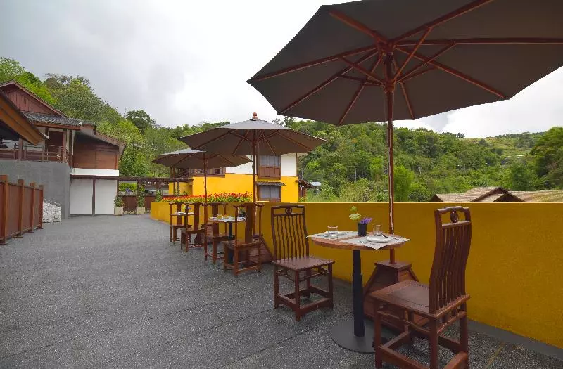 هتل Onsen At Moncham