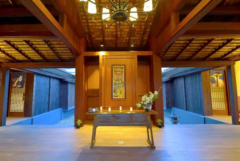 هتل Onsen At Moncham