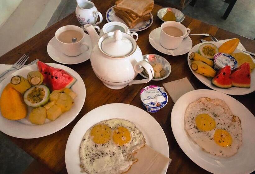 فندق Sumimal Resort Polhena