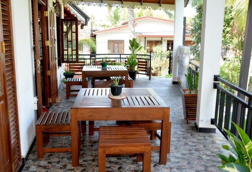 فندق Sumimal Resort Polhena