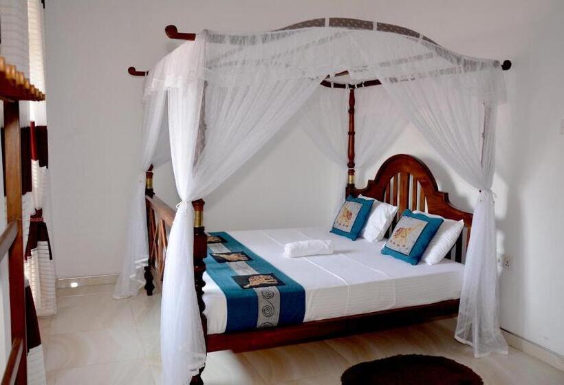 فندق Sumimal Resort Polhena