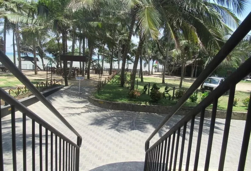Sand Bank Hotel & Restaurant