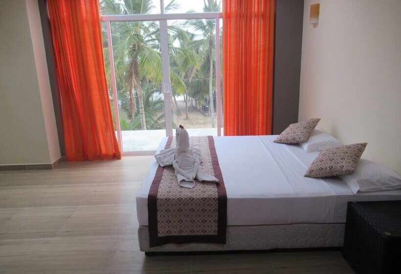 Sand Bank Hotel & Restaurant