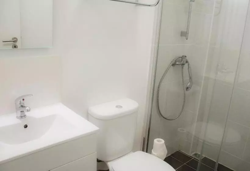 تختخواب و صبحانه Alameda Guest House Rc