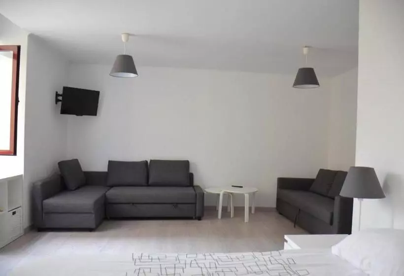 تختخواب و صبحانه Alameda Guest House Rc