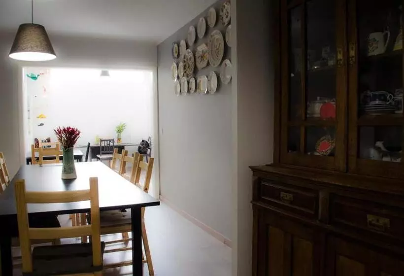 تختخواب و صبحانه Alameda Guest House Rc