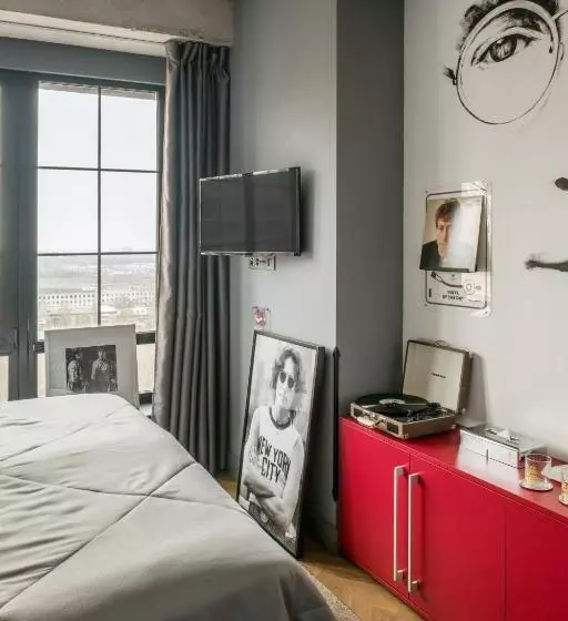 Design Hotel Rooms And Rumors