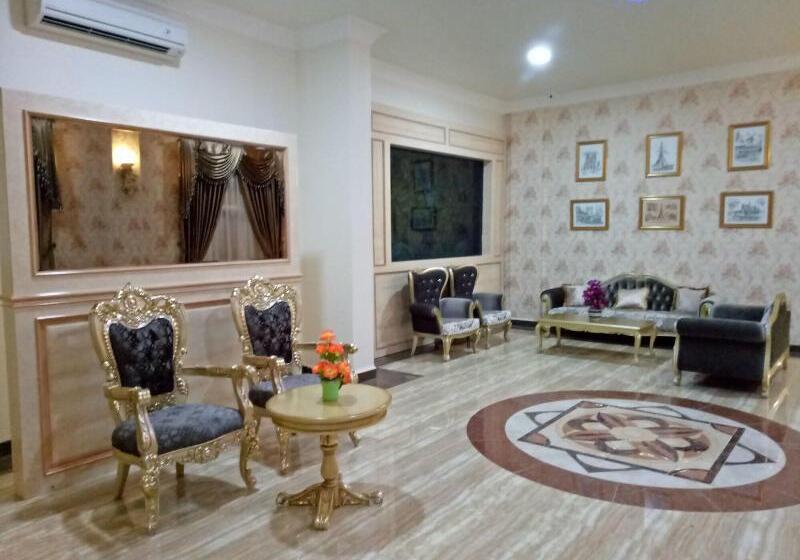 Grand Town Hotel Mandai