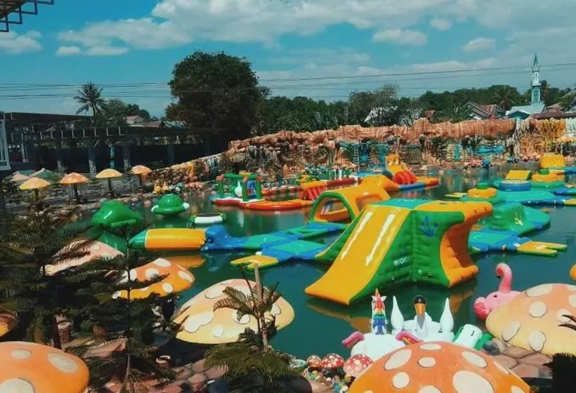 Grand Town Hotel Mandai