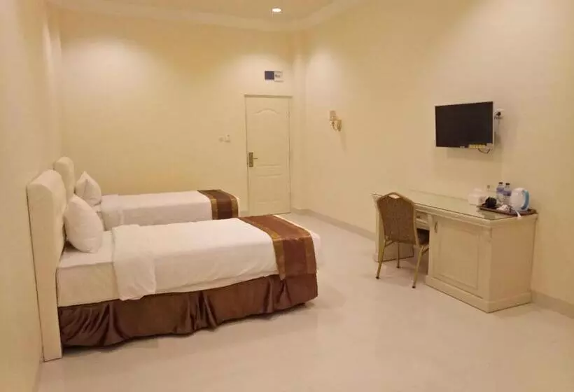 Grand Town Hotel Mandai