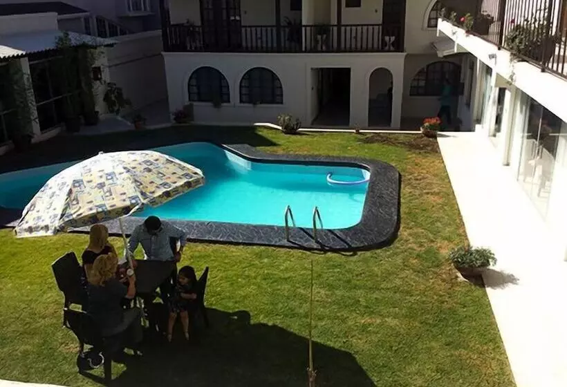 هتل Boutique Casamagna