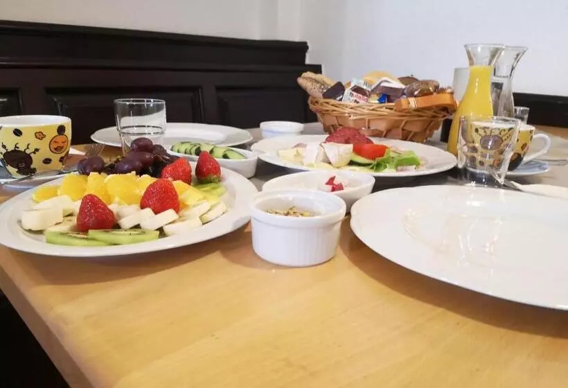 Hotelli Gäubodenhof