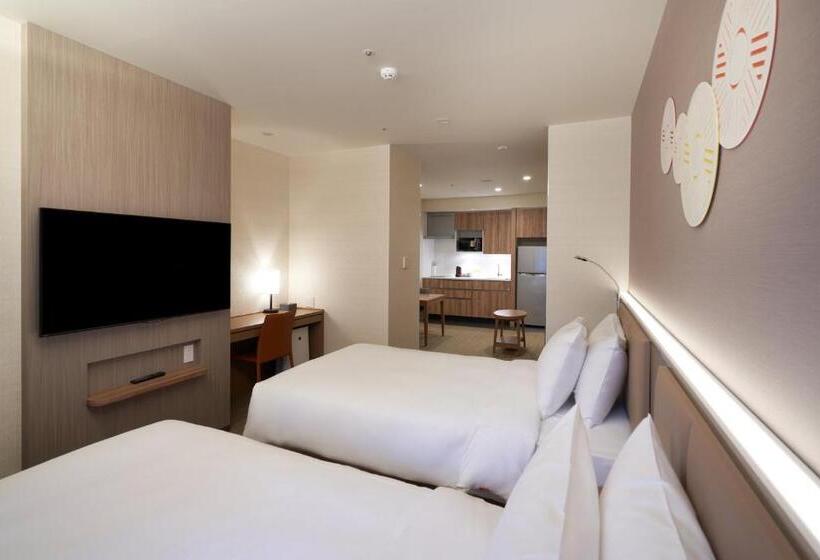 酒店 Holiday Inn & Suites Shin Osaka, An Ihg