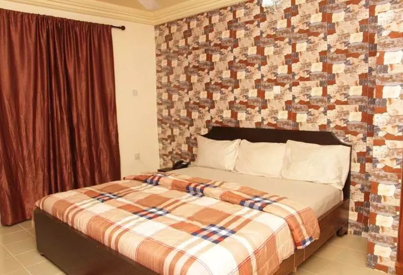 هتل Pedallo Luxury Inn Ltd