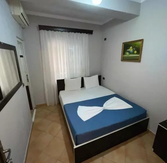 ホテル &restaurant Aroma