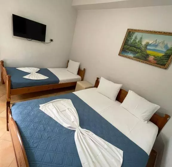 ホテル &restaurant Aroma