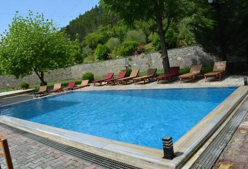 ホテル &restaurant Aroma