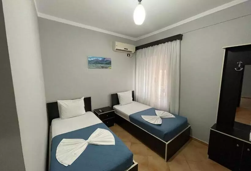 ホテル &restaurant Aroma