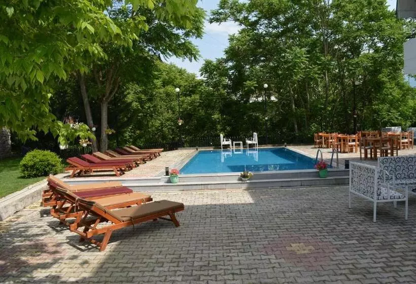 ホテル &restaurant Aroma