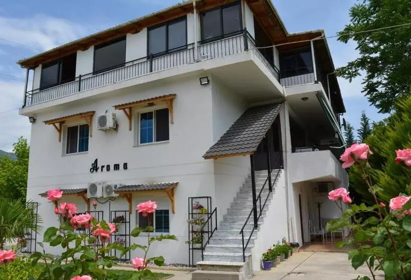 ホテル &restaurant Aroma