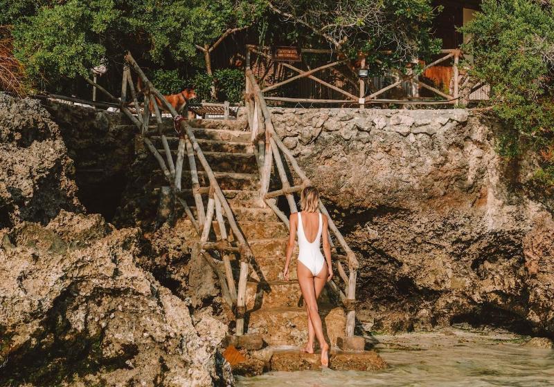 בית מלון כפרי The Island Pongwe Lodge