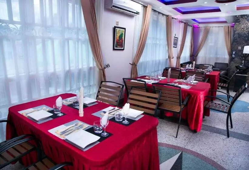 Red Sox Hotel Ltd