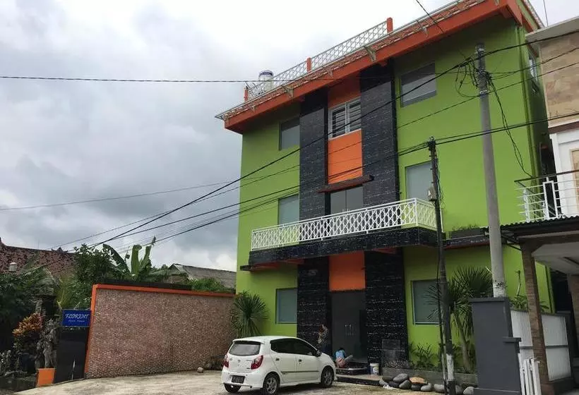 ユースホステル Reddoorz Near Ubud Village