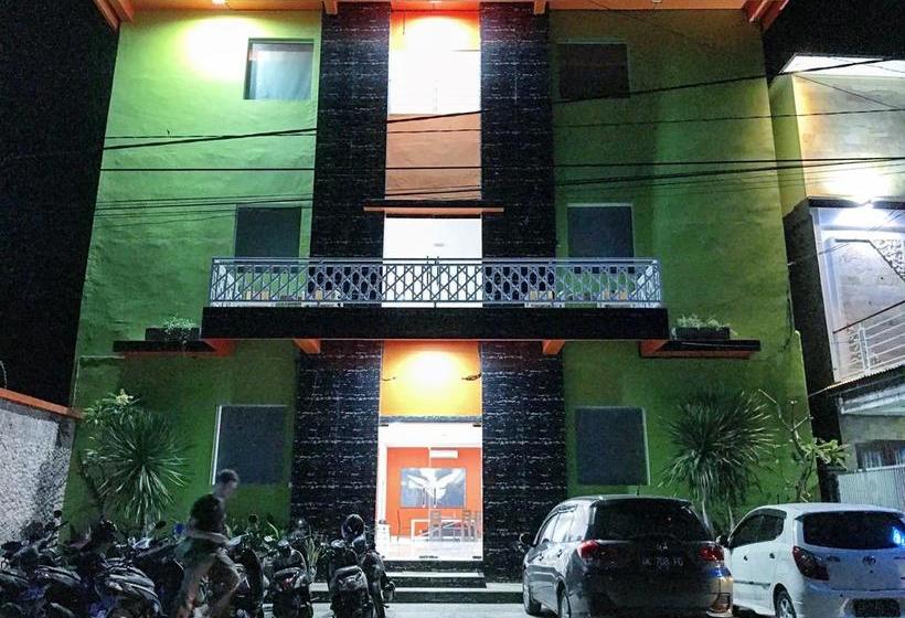 Общежитие Reddoorz Near Ubud Village