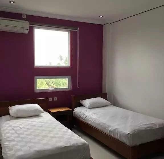 ユースホステル Reddoorz Near Ubud Village