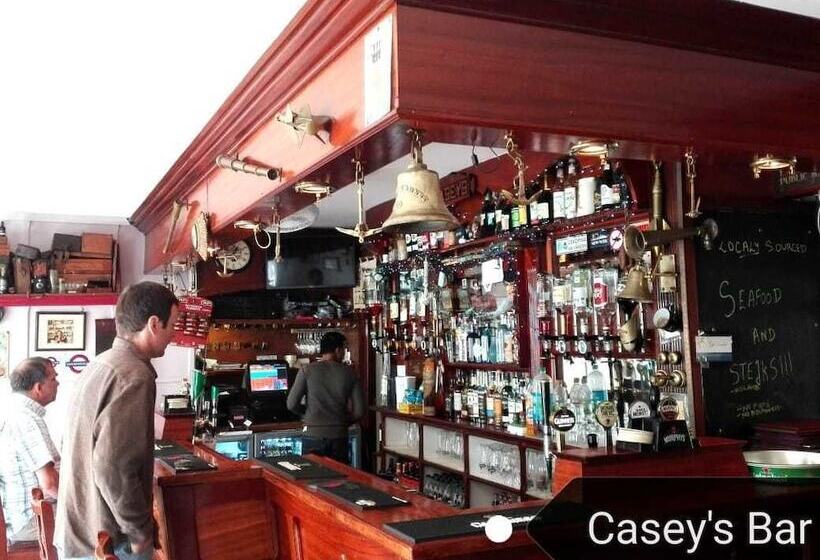 مبيت وإفطار Caseys Of Union Hall