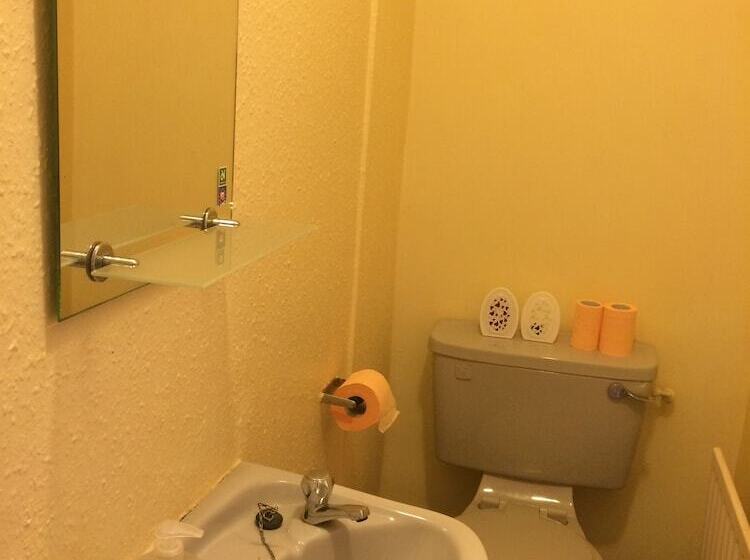 مبيت وإفطار Caseys Of Union Hall